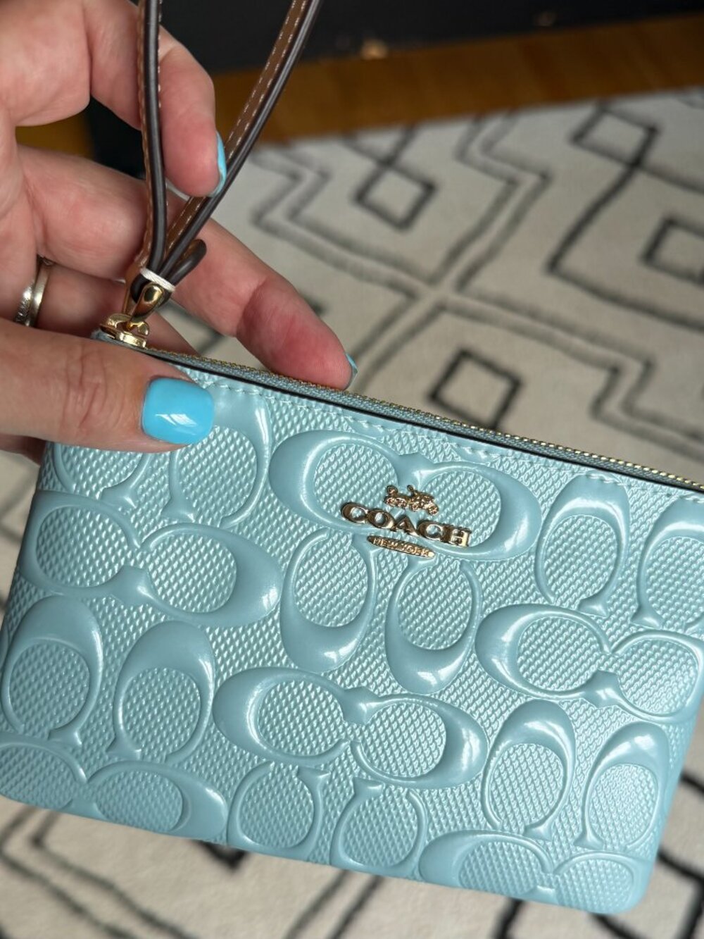 NWT Coach Signature Patent Leather Coastal Blue Wristlet Zip Around Wallet NEW!